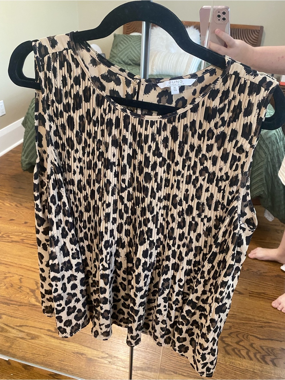 Alfred Sung Animal Print Pleated Sleeveless Top - Beige/Black